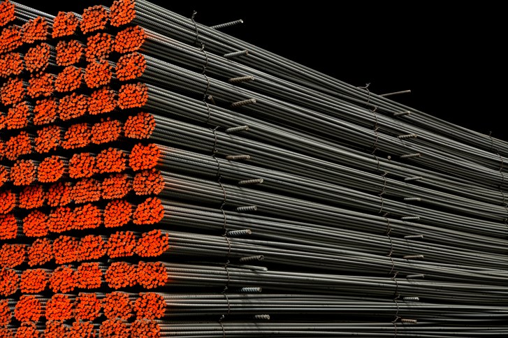 Giá thép xây dựng tăng đồng loạt toàn quốc