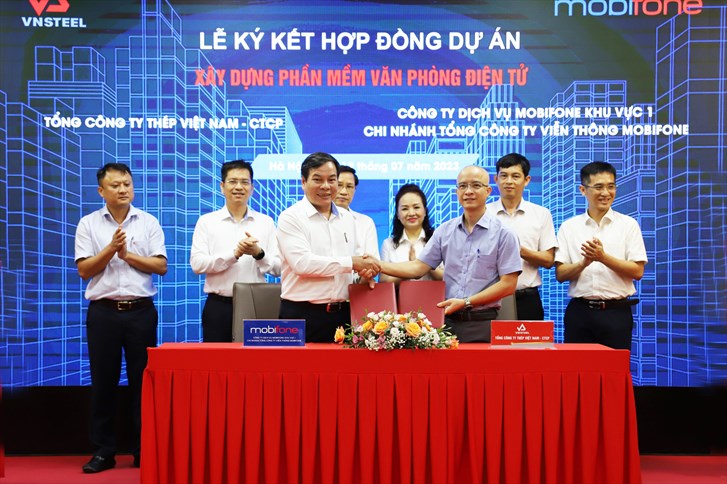 VNSTEEL triển khai phần mềm Văn phòng điện tử và phần mềm Sổ tay Đảng viên
