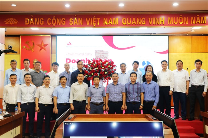 VNSTEEL Chúc mừng Ngày doanh nhân Việt Nam 13/10/2023