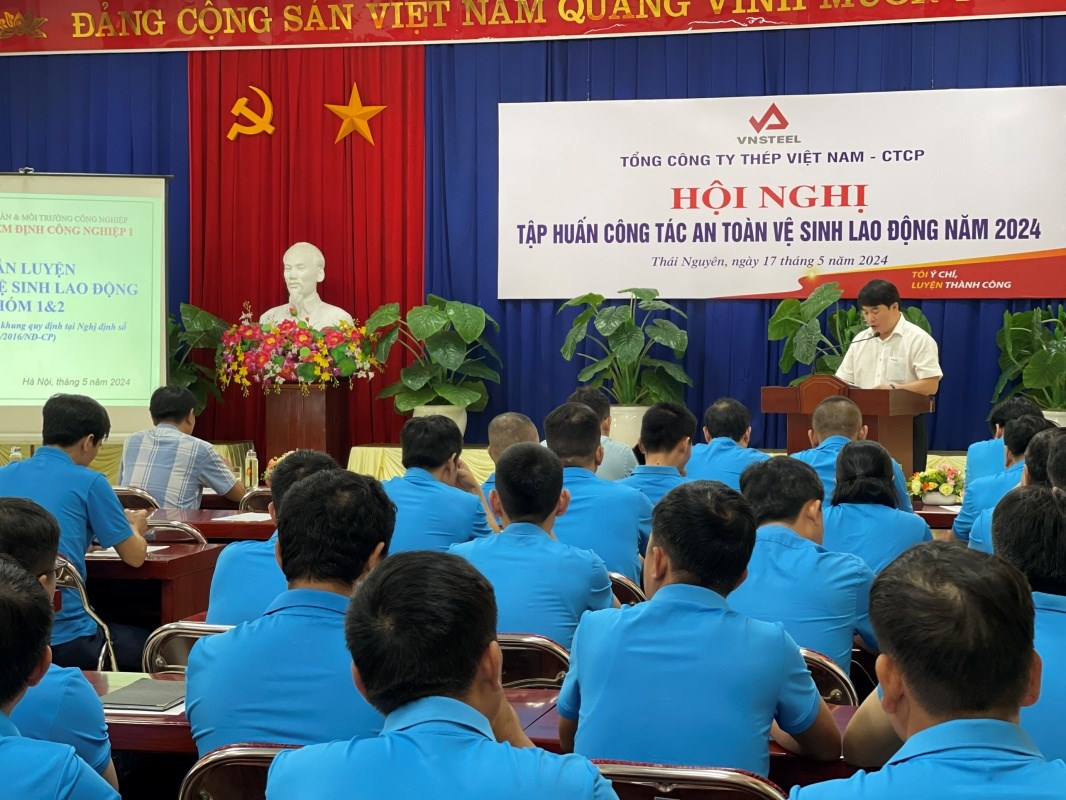 tong-cong-ty-thep-viet-nam-ctcp-tap-huan-an-toan-ve-sinh-lao-dong-2024_66494d192acb4