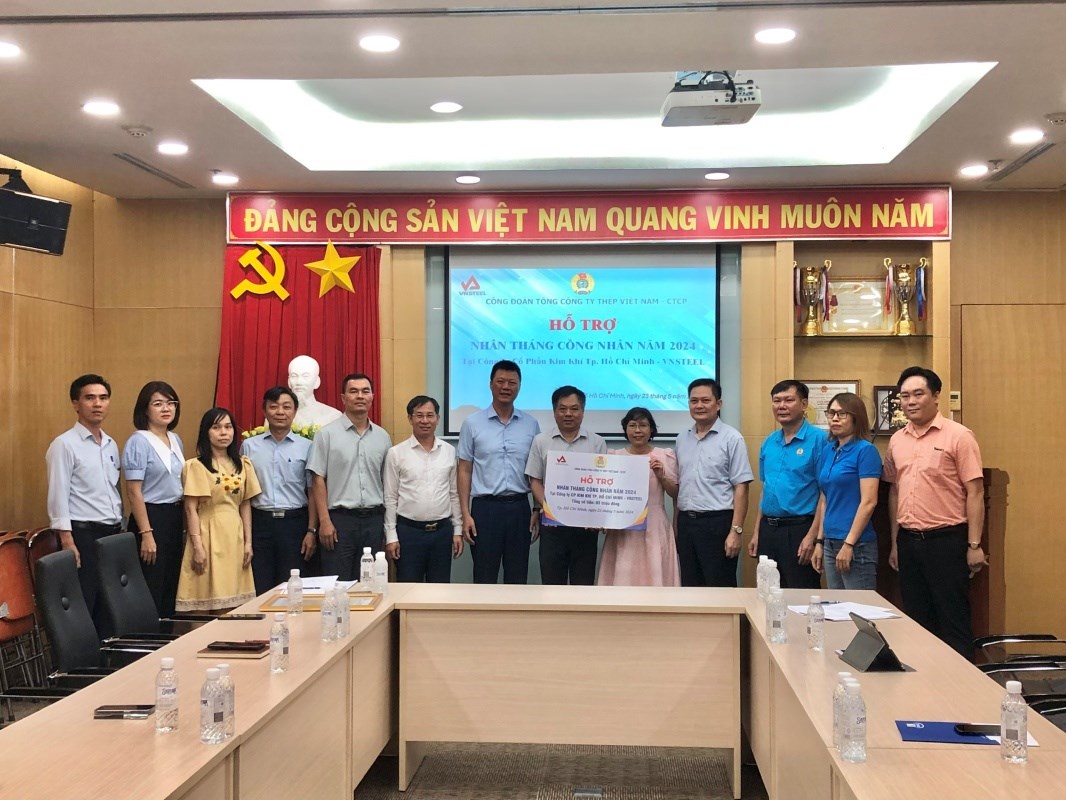 cong-doan-tong-cong-ty-thep-viet-nam-ctcp-trao-qua-va-phoi-hop-to-chuc-tap-huan-atld-cho-cac-don-vi-khu-vuc-phia-nam_6650563e89564