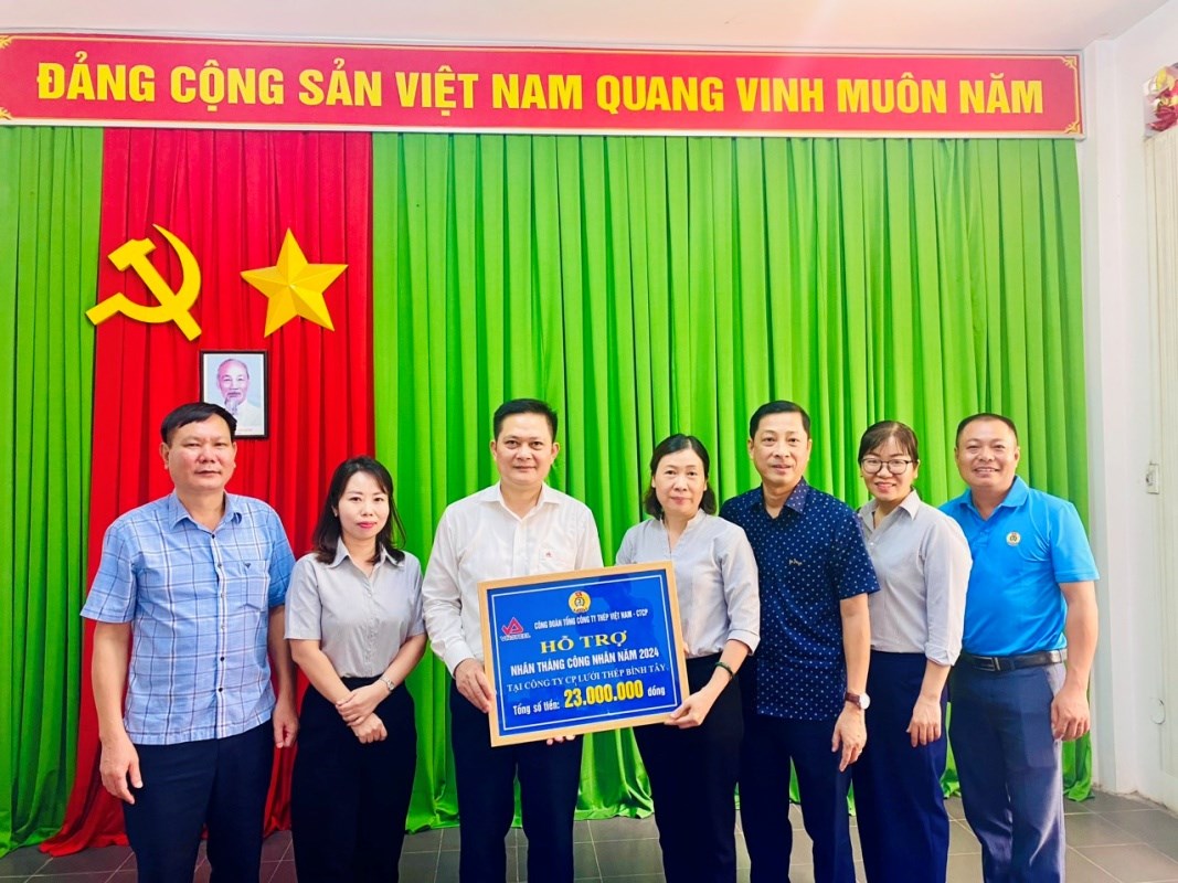 cong-doan-tong-cong-ty-thep-viet-nam-ctcp-trao-qua-va-phoi-hop-to-chuc-tap-huan-atld-cho-cac-don-vi-khu-vuc-phia-nam_665056543d52b