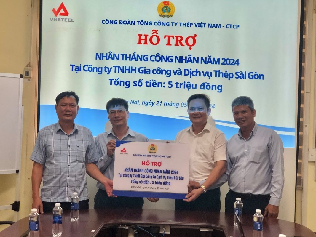 cong-doan-tong-cong-ty-thep-viet-nam-ctcp-trao-qua-va-phoi-hop-to-chuc-tap-huan-atld-cho-cac-don-vi-khu-vuc-phia-nam_665056b0c4e40