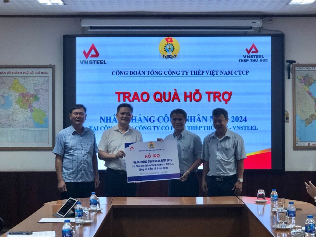 cong-doan-tong-cong-ty-thep-viet-nam-ctcp-trao-qua-va-phoi-hop-to-chuc-tap-huan-atld-cho-cac-don-vi-khu-vuc-phia-nam_665056c3ea9d9