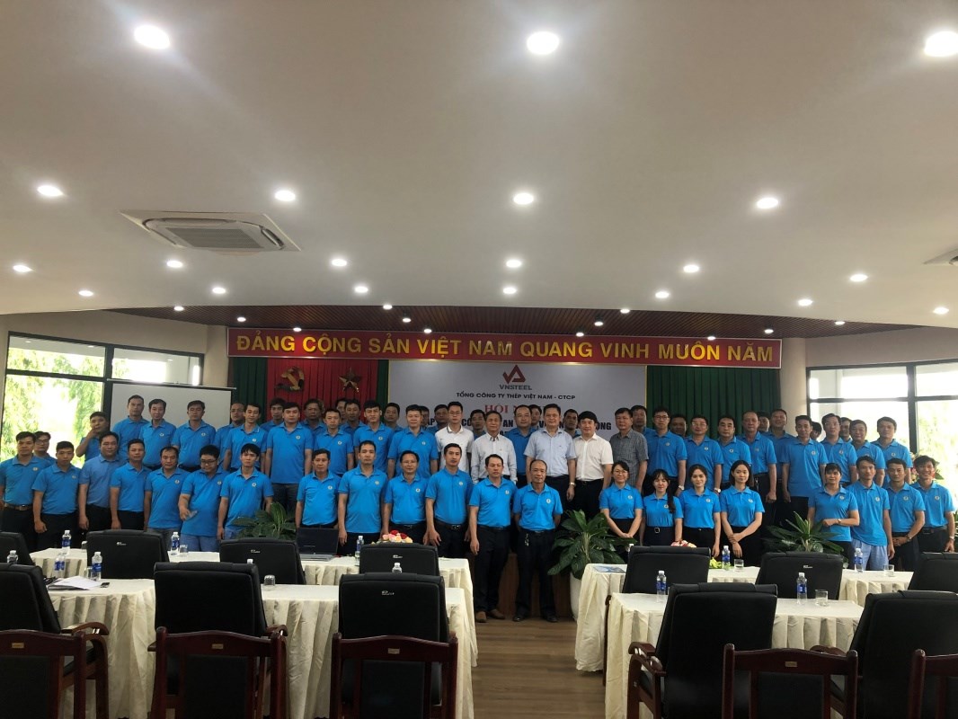 cong-doan-tong-cong-ty-thep-viet-nam-ctcp-trao-qua-va-phoi-hop-to-chuc-tap-huan-atld-cho-cac-don-vi-khu-vuc-phia-nam_665056f5a40e1