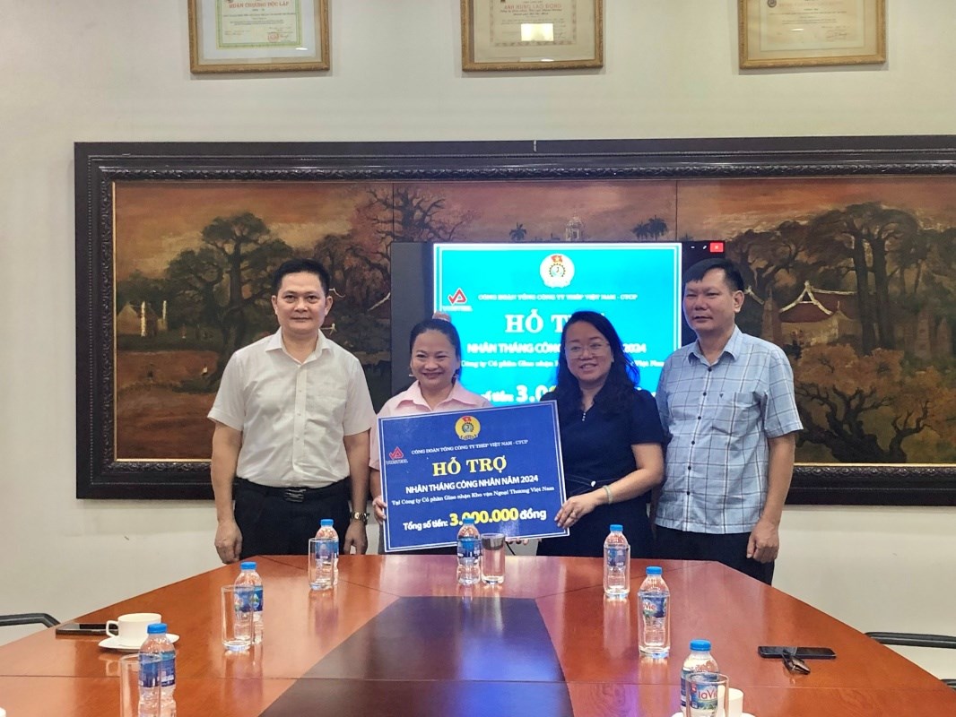 cong-doan-tong-cong-ty-thep-viet-nam-ctcp-trao-qua-va-phoi-hop-to-chuc-tap-huan-atld-cho-cac-don-vi-khu-vuc-phia-nam_665057368a65a