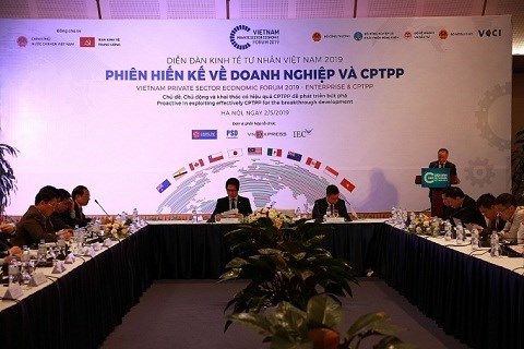 Muốn đẩy mạnh xuất khẩu Việt Nam phải phát triển thép cán nóng