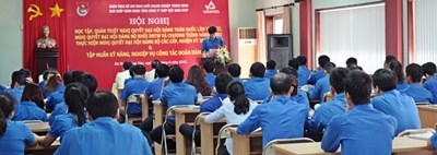 Đoàn Thanh niên VNSTEEL tổ chức Hội nghị học tập quán triệt Nghị quyết Đại hội Đảng các cấp, nhiệm kỳ 2015-2020 và tập huấn cán bộ Đoàn