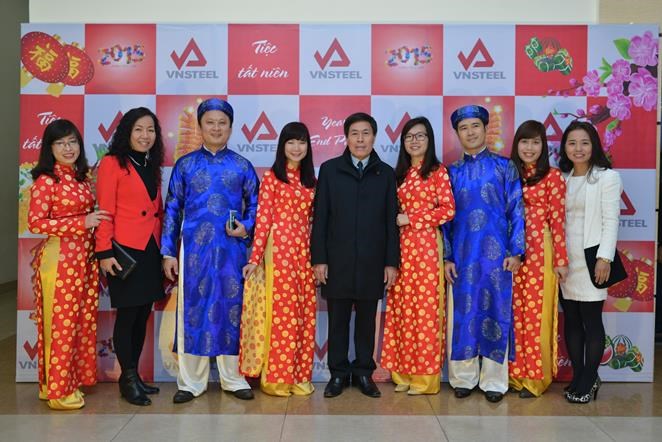 VNSTEEL:Chung vui liên hoan tất niên Giáp Ngọ, đón chào năm mới Ất Mùi 2015