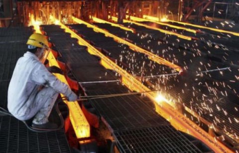Ngành thép gặp nhiều khó khăn trong 10 tháng đầu năm