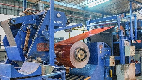 Doanh nghiệp có thể nộp hồ sơ yêu cầu rà soát chống bán phá giá thép phủ màu nhập khẩu từ Trung Quốc, Hàn Quốc