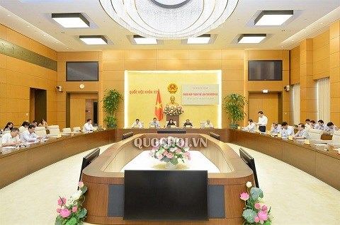 ỦY BAN TƯ PHÁP THẨM TRA BÁO CÁO CÔNG TÁC PHÒNG CHỐNG THAM NHŨNG NĂM 2019
