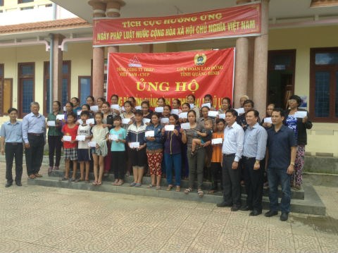 VNSTEEL Ủng hộ 1 tỷ cho đồng bào tỉnh Hà Tĩnh và tỉnh Quảng Bình