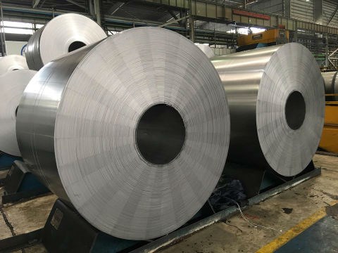 Thép Tấm lá Phú Mỹ: Cân nhắc nhưng không thể không đầu tư