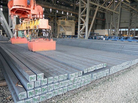 Xuất khẩu thép đối mặt với phòng vệ thương mại gắt gao
