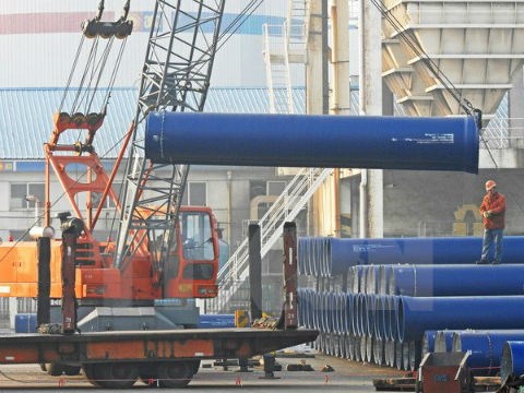 EU tiếp tục có biện pháp phòng vệ đối với thép của Trung Quốc